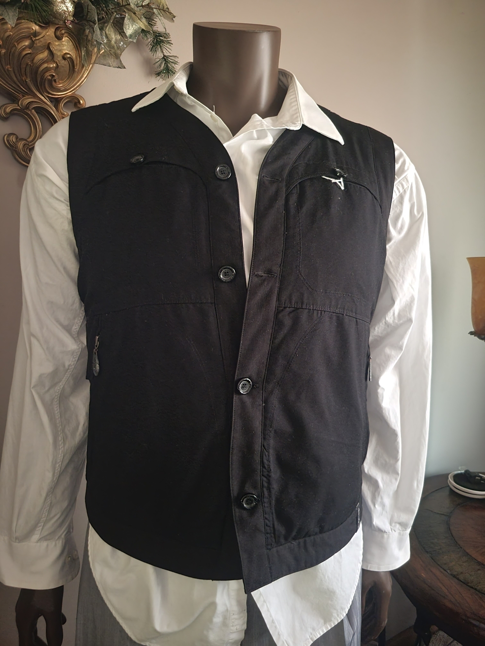Akademiks Black Men's Button Front Vest Jacket